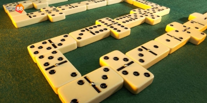 Cách chơi domino từ cơ bản đến nâng cao
