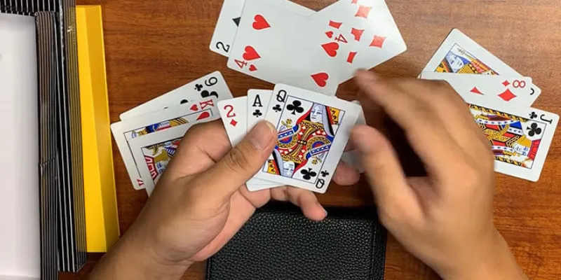 Những điều cần biết về bài Liêng